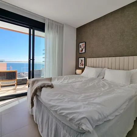 Apartment Beautiful Middel Views With Pool And Gym