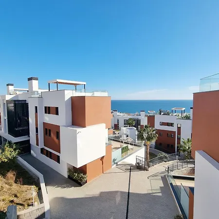 Beautiful Middel Views With Pool And Gym Apartment *