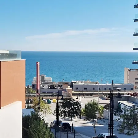 Apartment Beautiful Middel Views With Pool And Gym