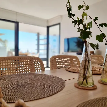 Apartment Beautiful Middel Views With Pool And Gym Malaga