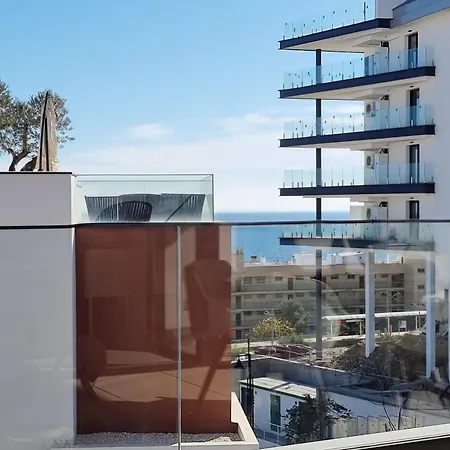 Beautiful Middel Views With Pool And Gym *