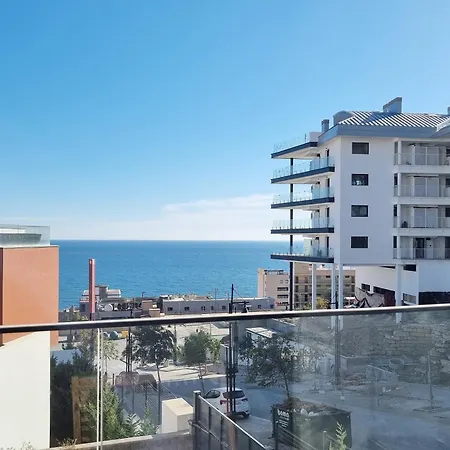 Beautiful Middel Views With Pool And Gym Apartment *