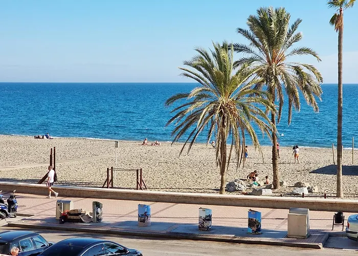 Beautiful Middel Views With Pool And Gym Málaga
